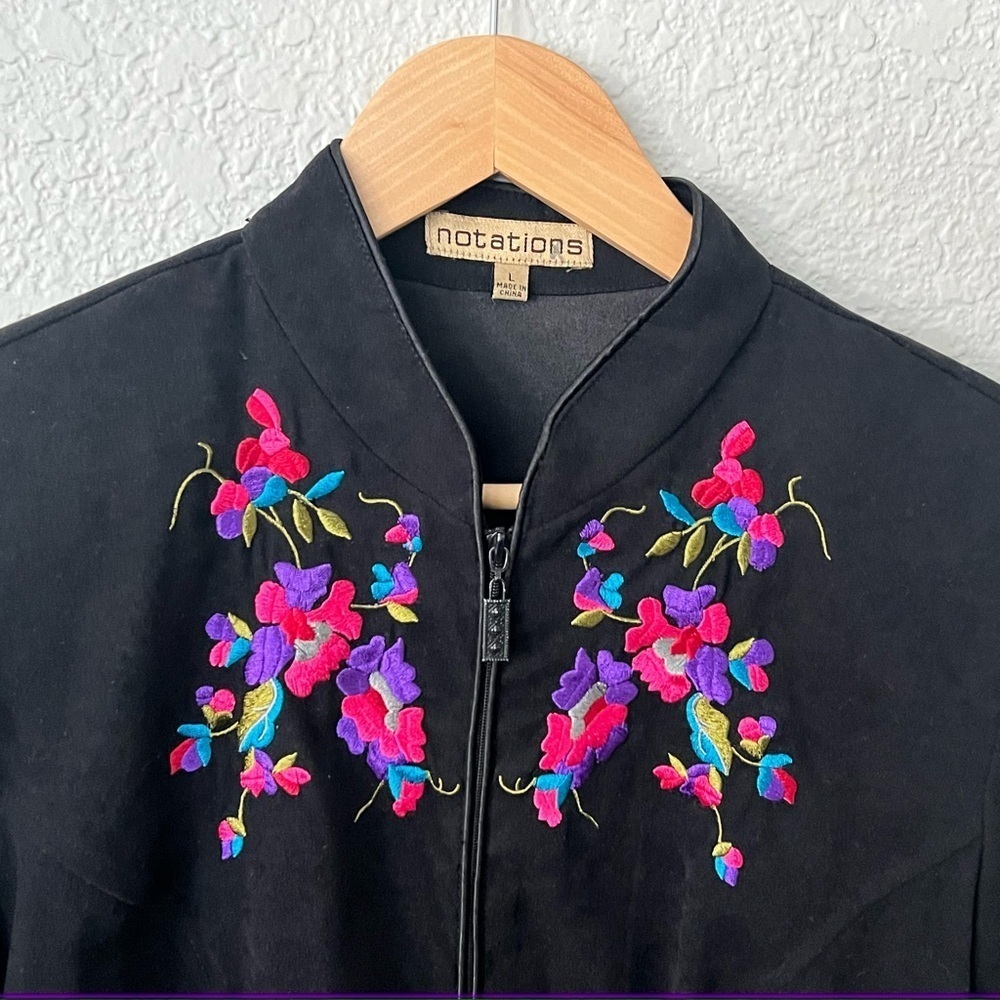 Notations Vtg Black Faux Suede Zip Front Jacket Size Large w/ Floral Embroidery - Picture 2 of 6